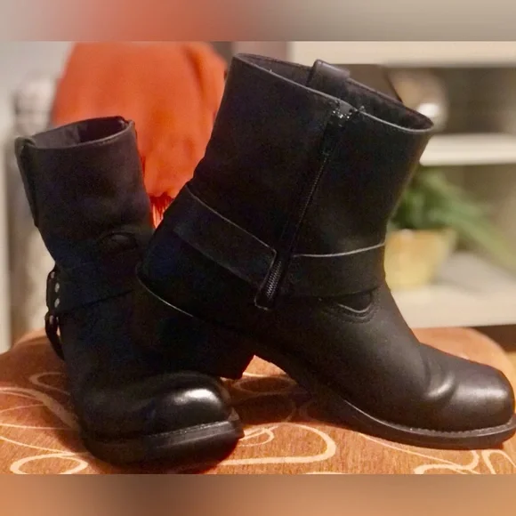 DINGO Leather Motorcycle Boots